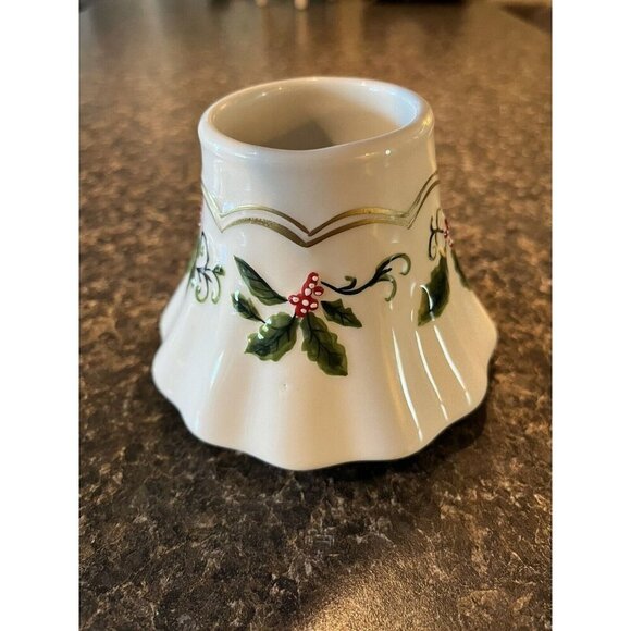 Yankee Candle Small Candle Shade and Plate Set Holly Design Great Condition - Picture 8 of 10